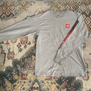 The North Face ski tee